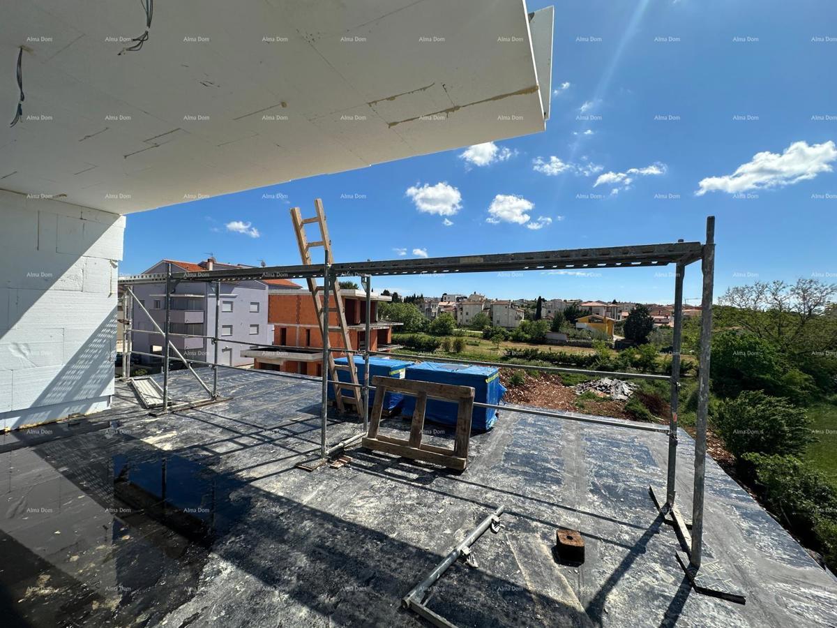 Vendita di un appartamento/penthouse in nuova costruzione con grande terrazza, Štinjan!