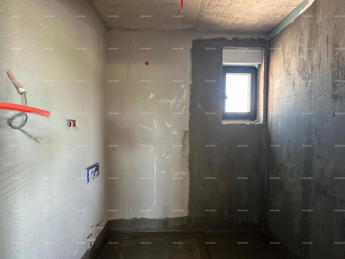 Vendita di un appartamento/penthouse in nuova costruzione con grande terrazza, Štinjan!