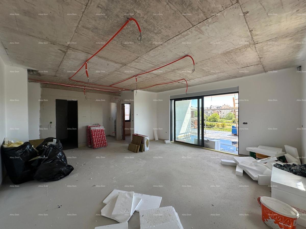 Vendita di un appartamento/penthouse in nuova costruzione con grande terrazza, Štinjan!