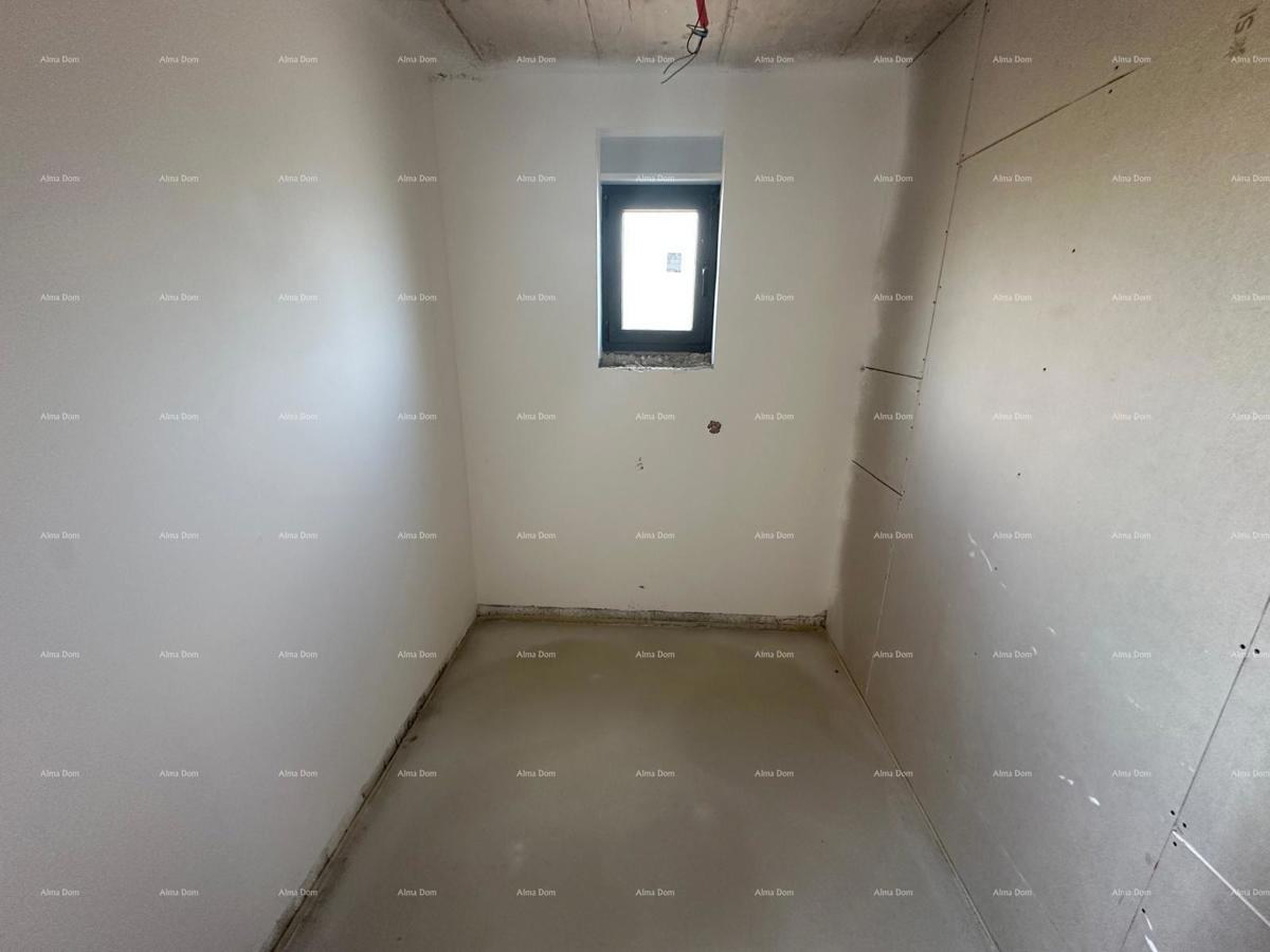 Vendita di un appartamento/penthouse in nuova costruzione con grande terrazza, Štinjan!