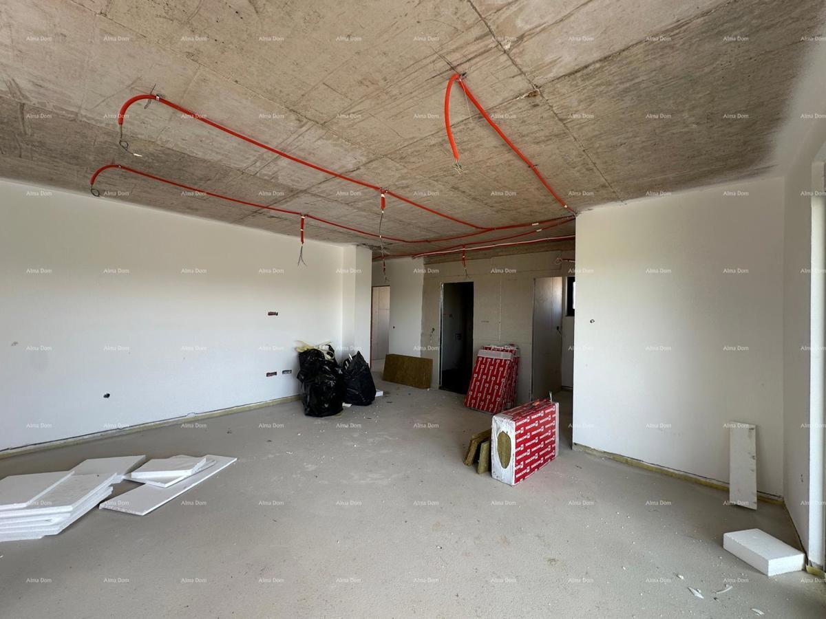 Vendita di un appartamento/penthouse in nuova costruzione con grande terrazza, Štinjan!