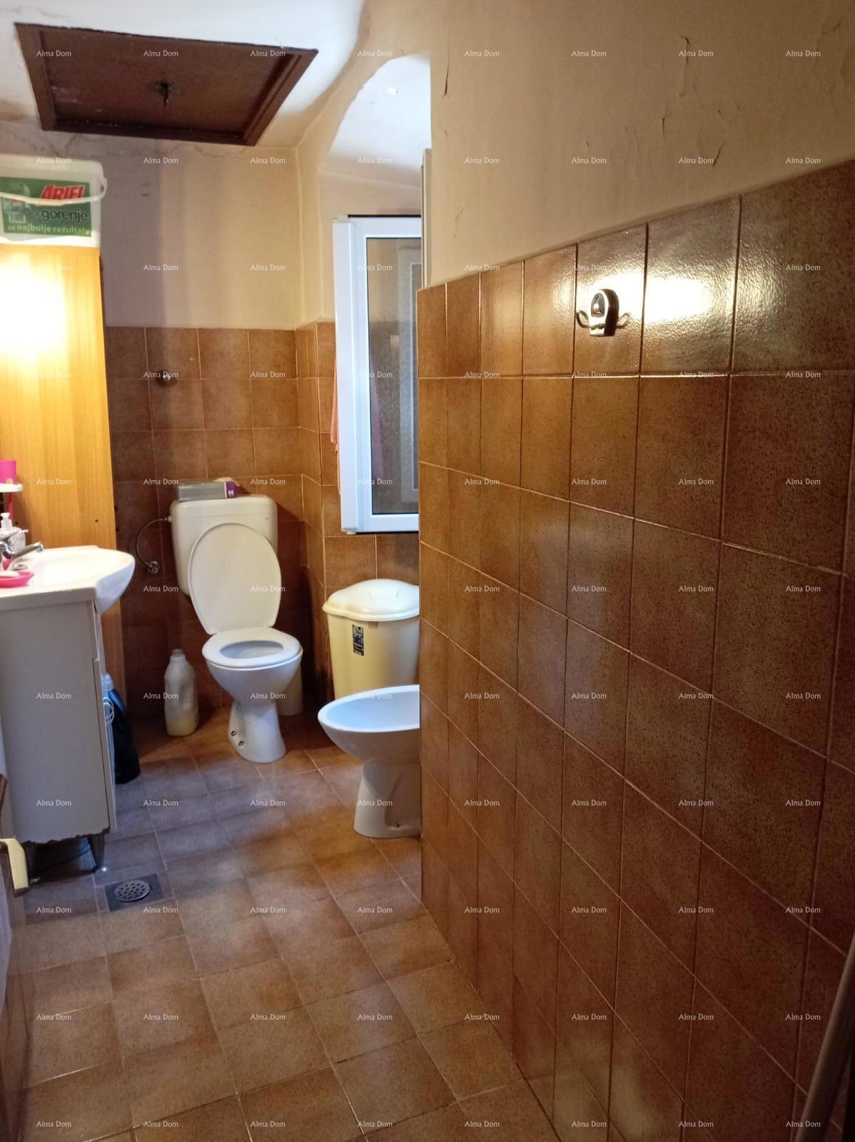 Casa, centro di Buje, 106 m²