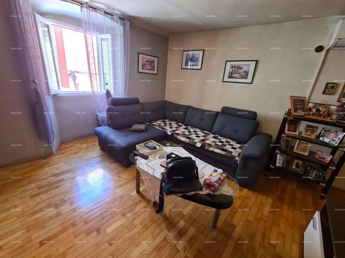 Casa, centro di Buje, 106 m²