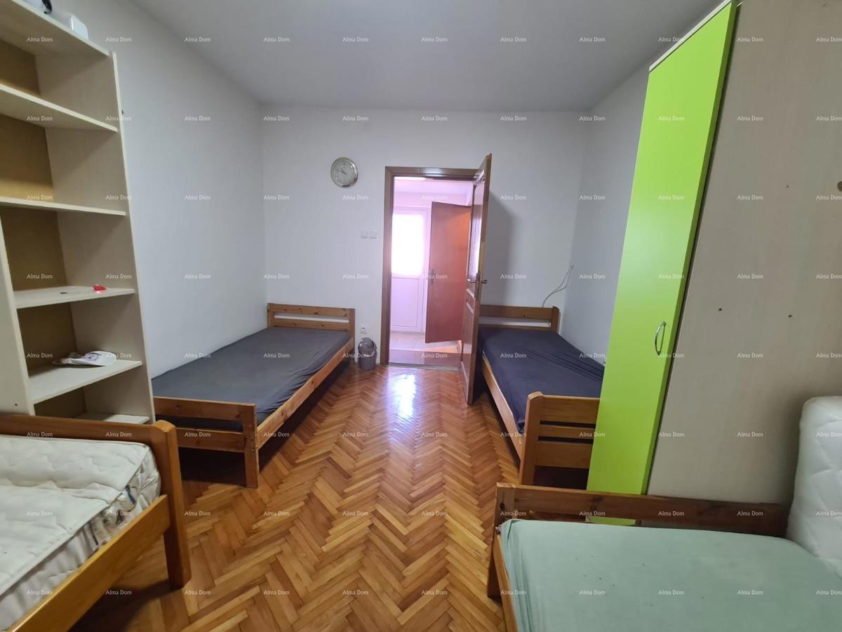 Eccellente opportunità! Vendita di una casa ristrutturata nel centro di Medulin! Vista mare!