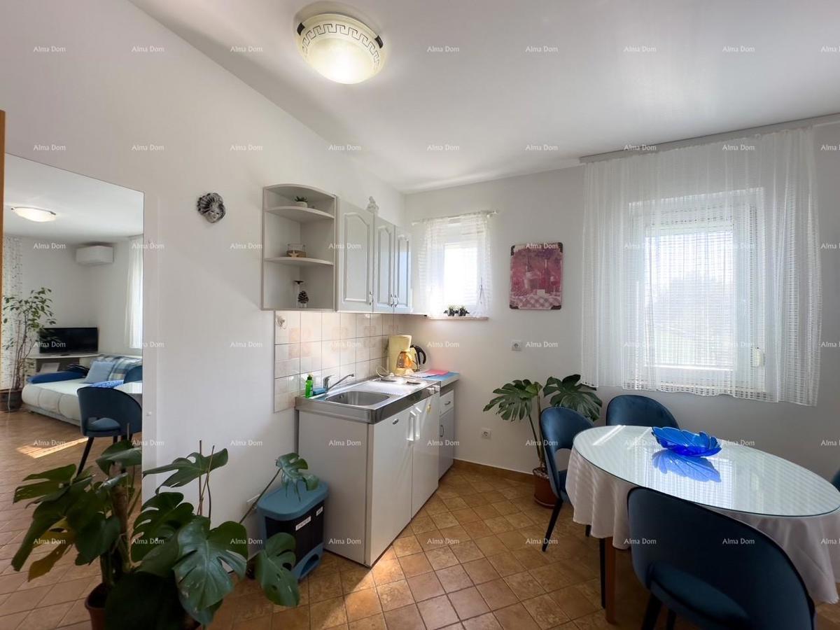 Vendiamo un monolocale (5) in ottima posizione a Medulin.