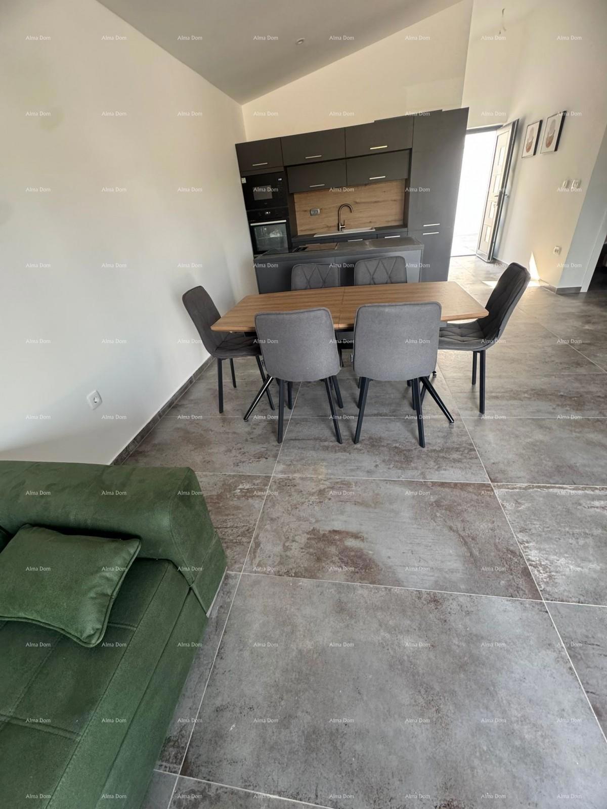 Vendita - doppia villa con piscina riscaldata, Poreč!