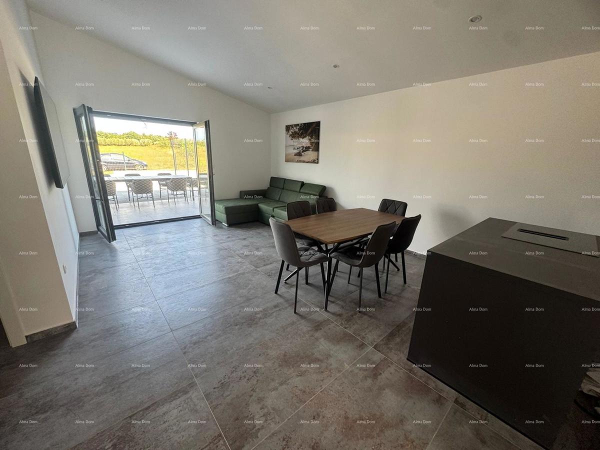 Vendita - doppia villa con piscina riscaldata, Poreč!