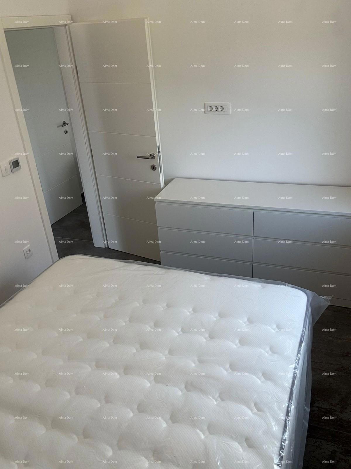 Vendita - doppia villa con piscina riscaldata, Poreč!