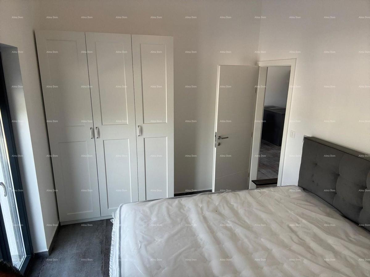 Vendita - doppia villa con piscina riscaldata, Poreč!