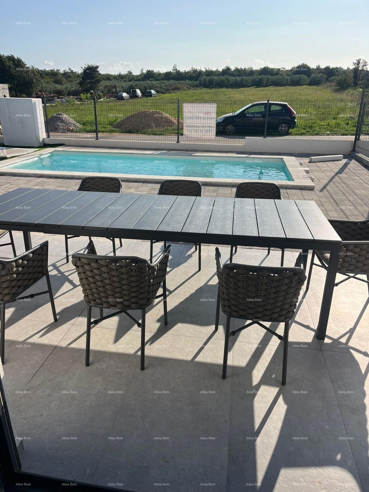 Vendita - doppia villa con piscina riscaldata, Poreč!