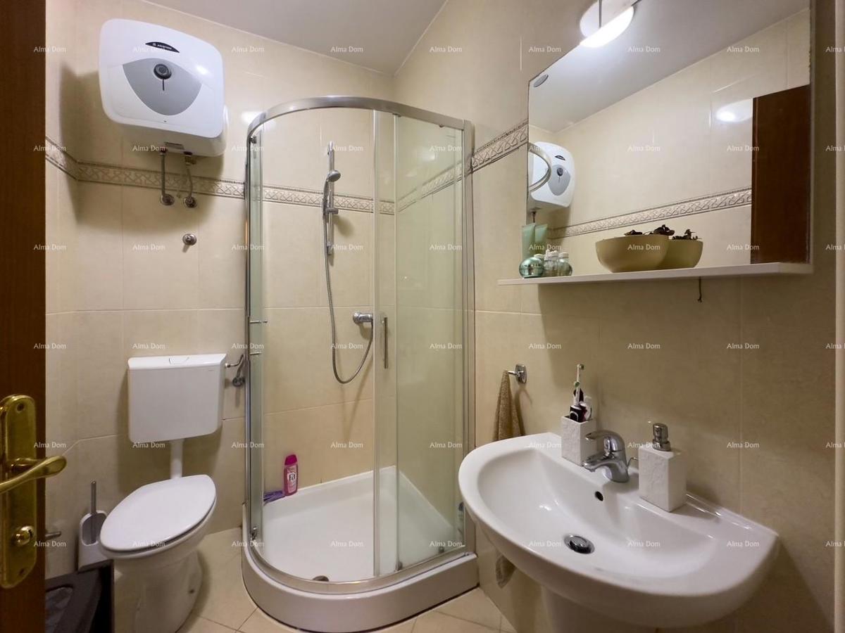 Valdebek . Vendiamo un appartamento con giardino in un'ottima posizione, Pola