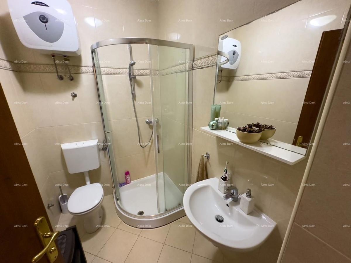 Valdebek . Vendiamo un appartamento con giardino in un'ottima posizione, Pola