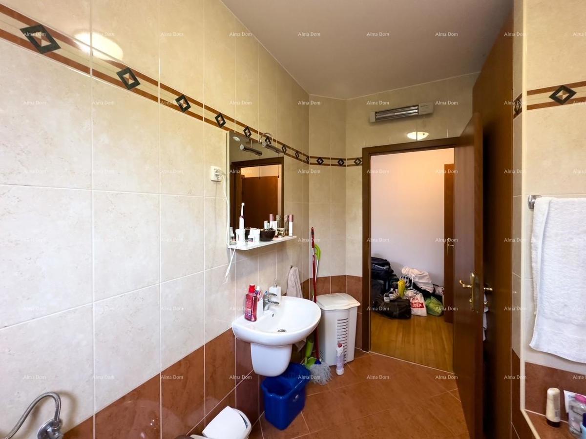 Valdebek . Vendiamo un appartamento con giardino in un'ottima posizione, Pola