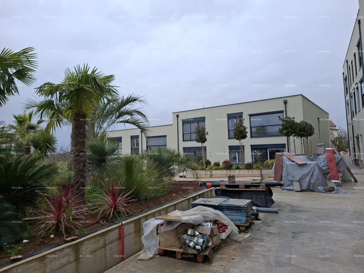 Appartamenti in vendita in un nuovo progetto commerciale e residenziale, Parenzo