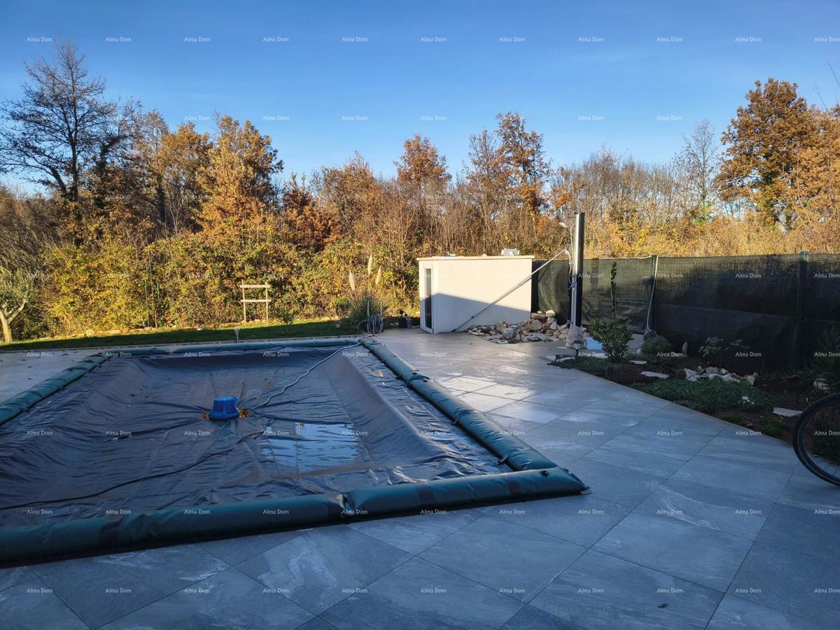 Casa unifamiliare con piscina!