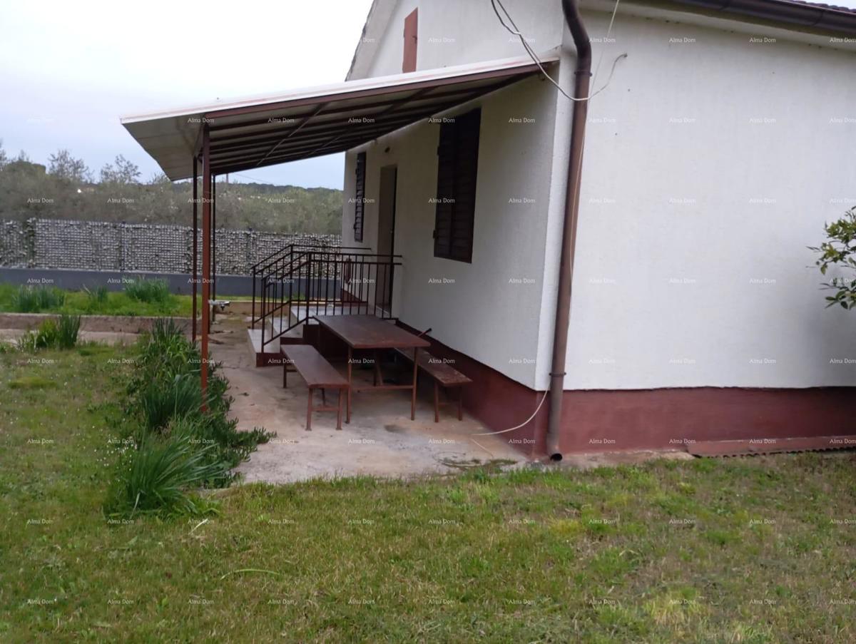 Casa in vendita – Škatari, Pula