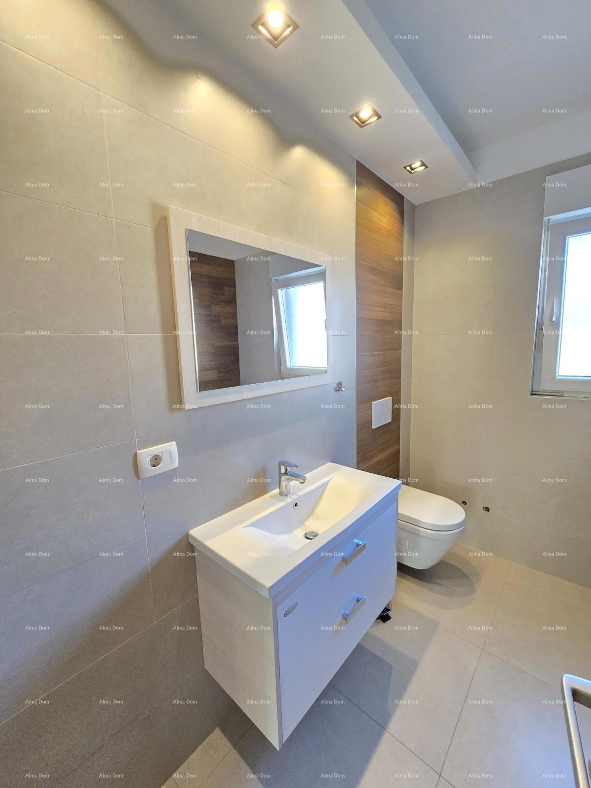 Moderna casa con piscina a Pola, vicino al centro!