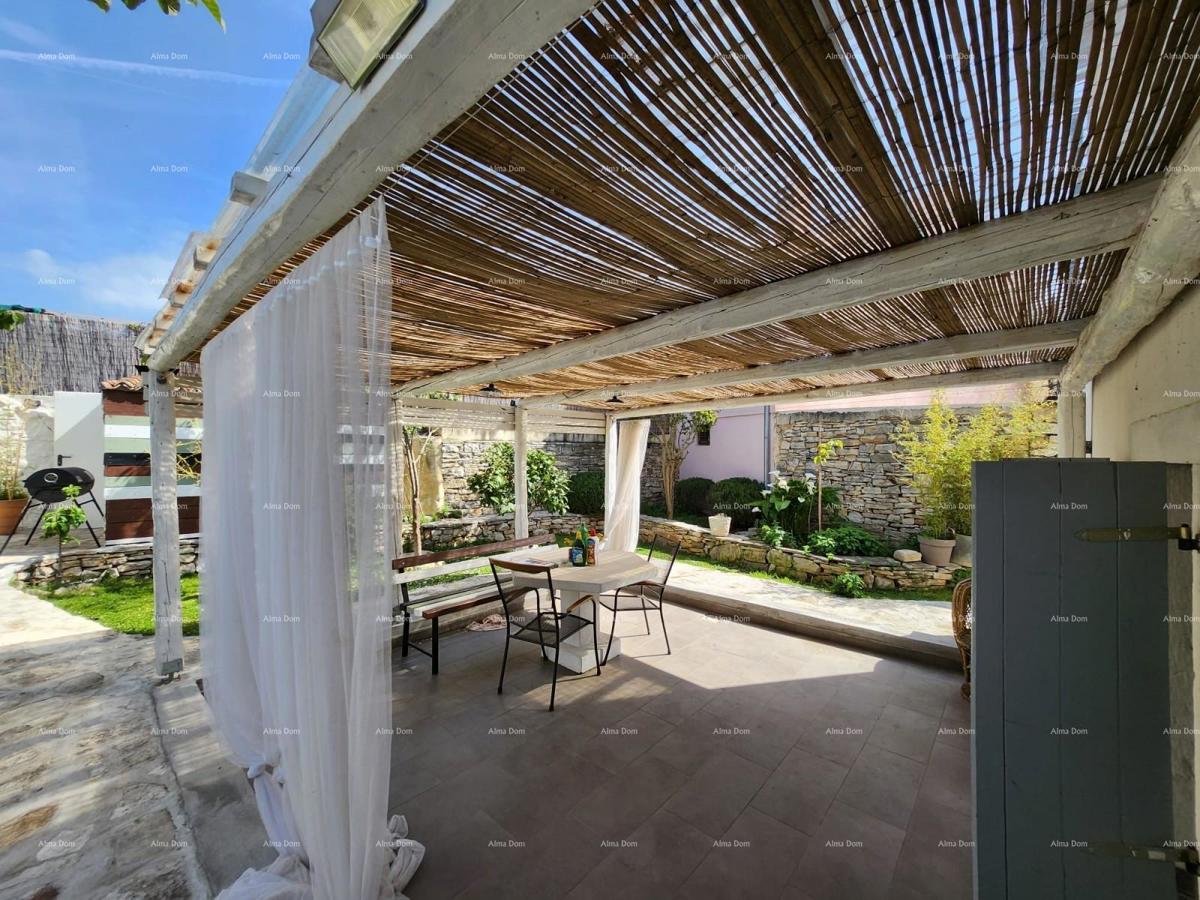 Pola, Galižana. Ristrutturate,