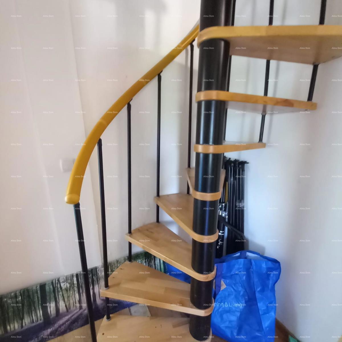 In vendita: affascinante casa istriana con ampio cortile – Valtura