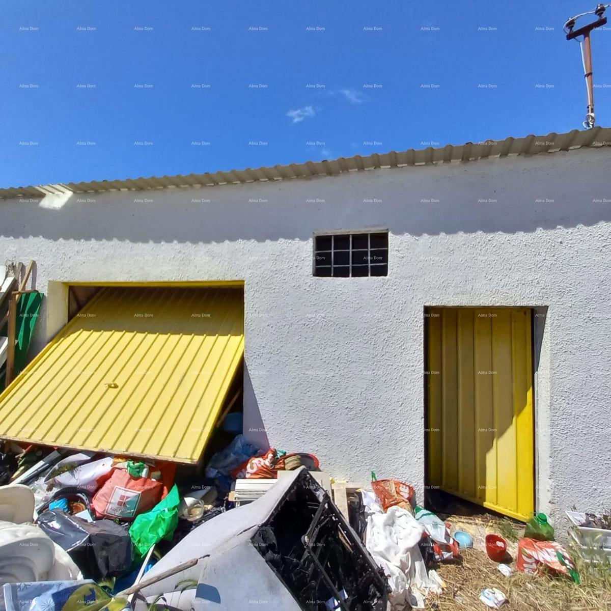 In vendita: affascinante casa istriana con ampio cortile – Valtura