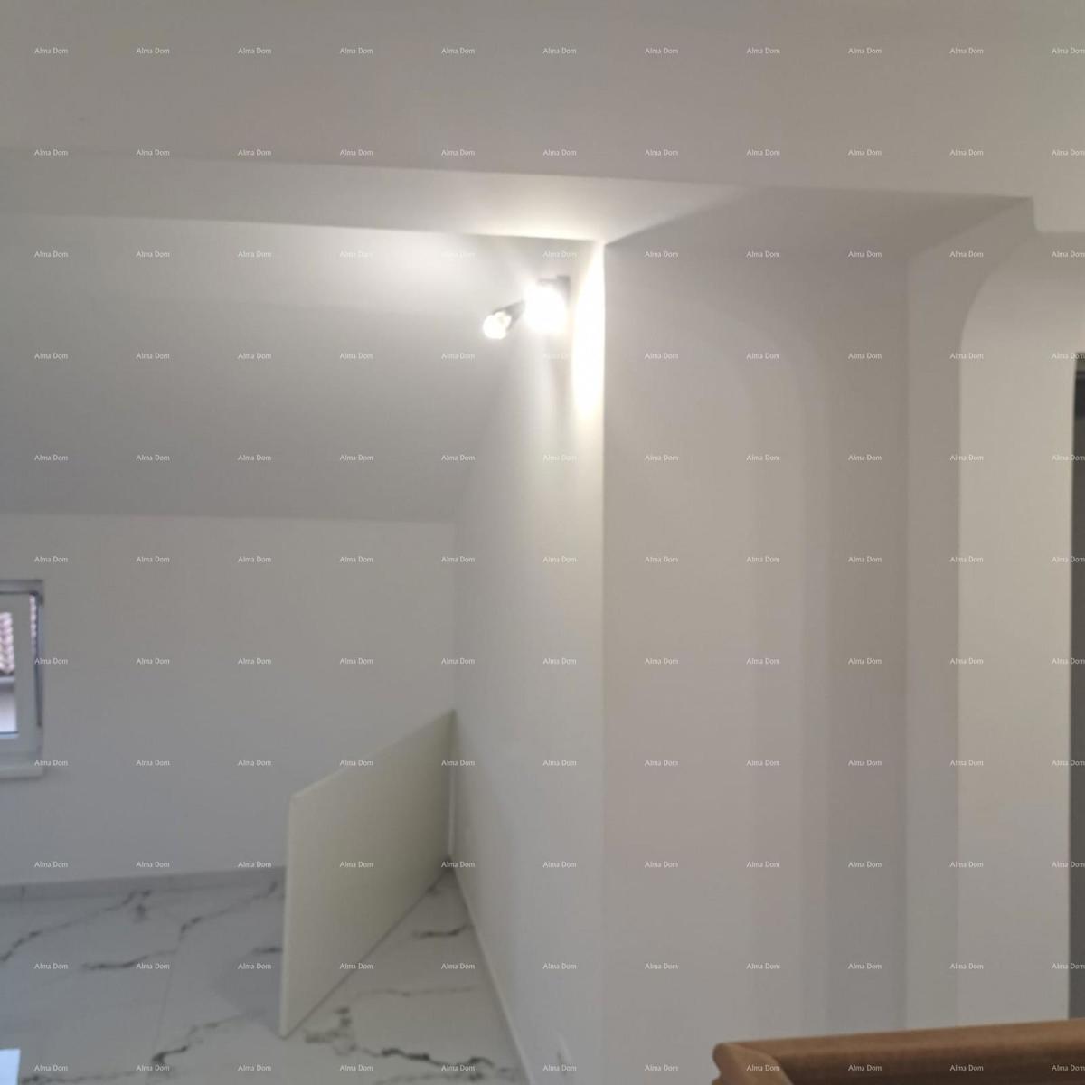 ŽMINJ - Vendesi porzione di casa in comproprietà (3 unità abitative)