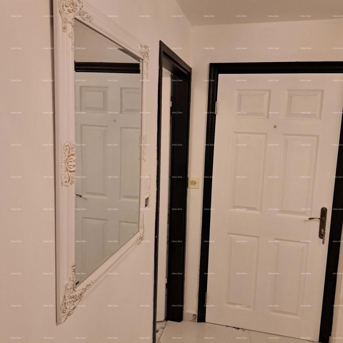 ŽMINJ - Vendesi porzione di casa in comproprietà (3 unità abitative)