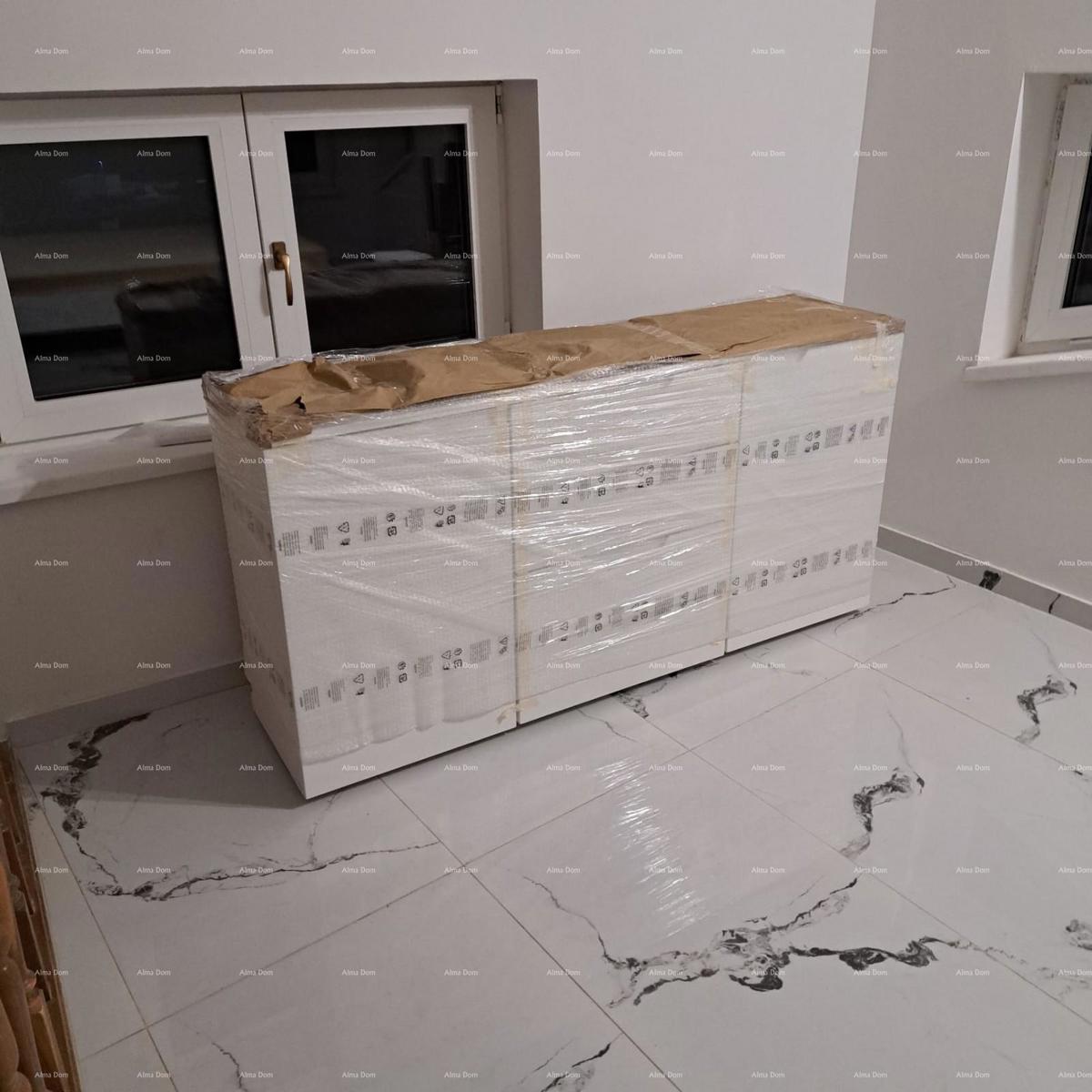 ŽMINJ - Vendesi porzione di casa in comproprietà (3 unità abitative)