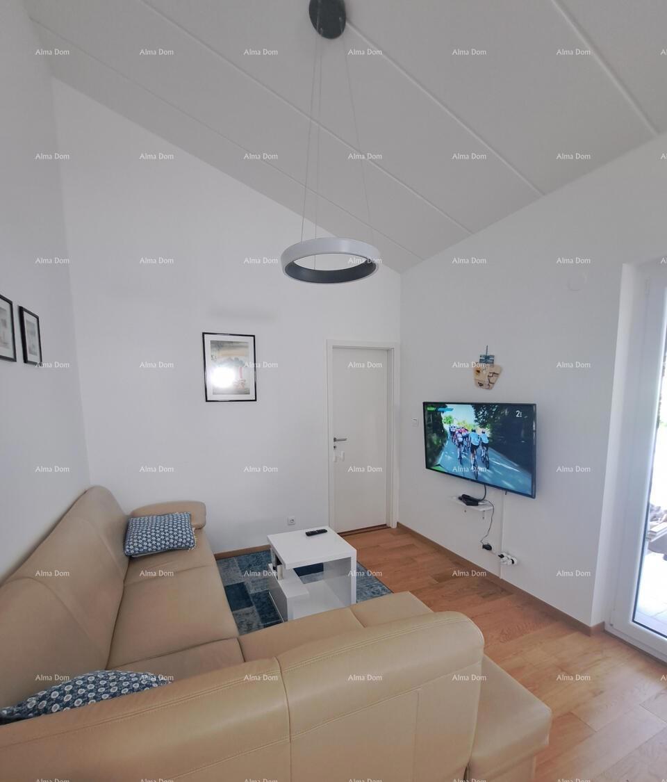 Casa indipendente con atrio, 400 m dal mare – Barbariga