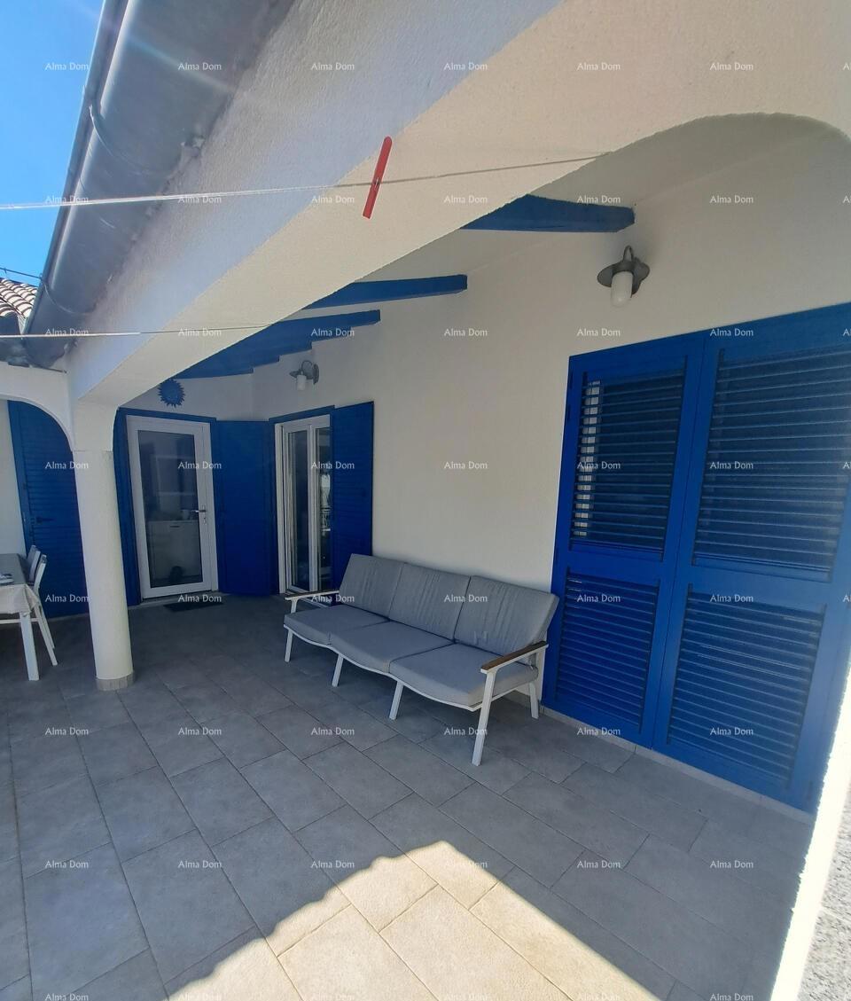 Casa indipendente con atrio, 400 m dal mare – Barbariga