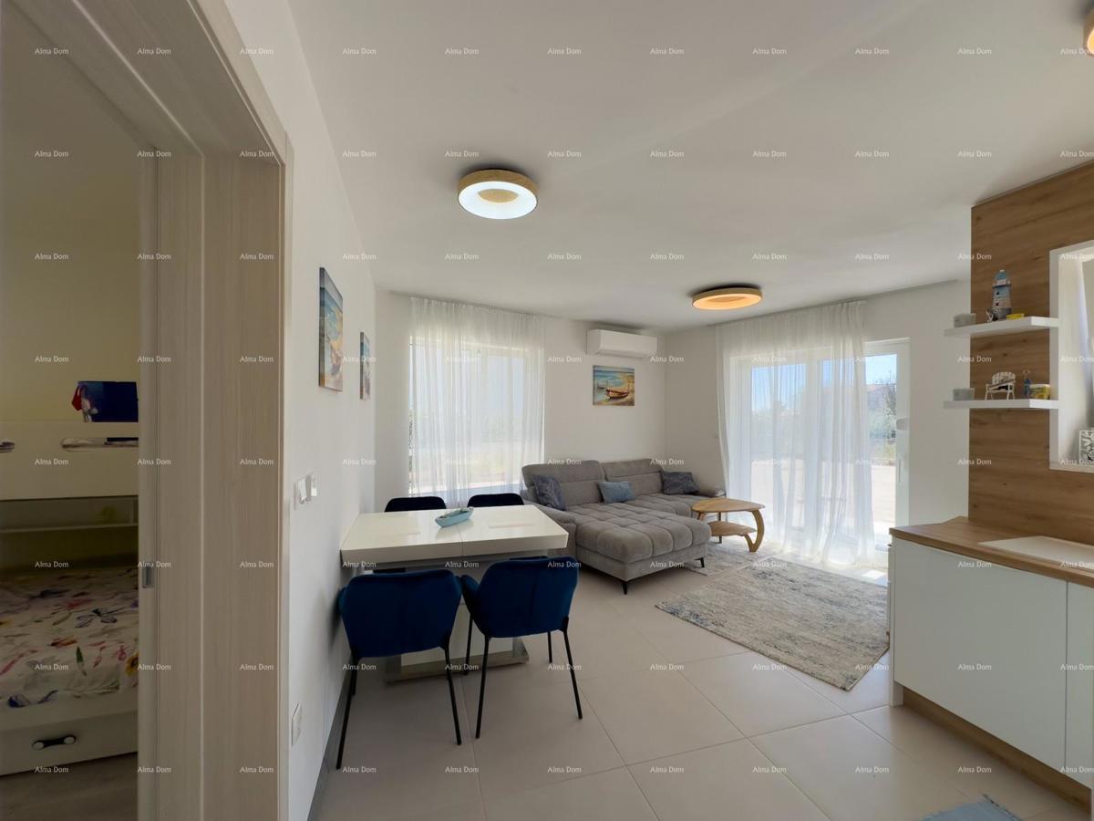 Stiamo vendendo un nuovo appartamento con un ampio giardino a Medolino!