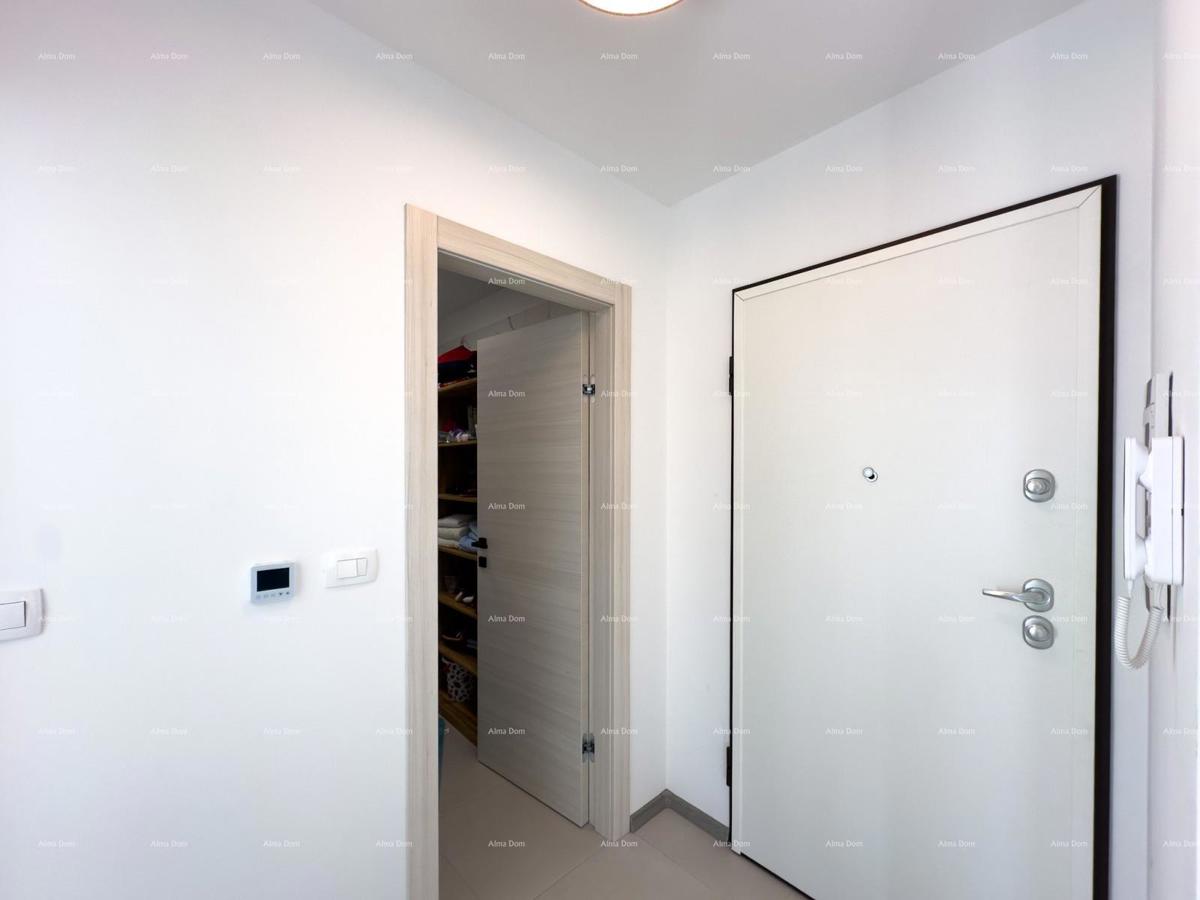 Stiamo vendendo un nuovo appartamento con un ampio giardino a Medolino!