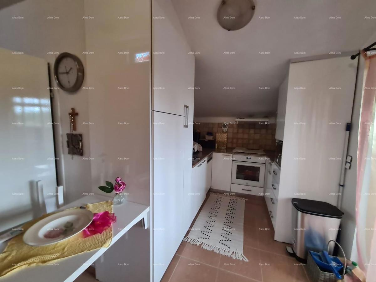 Ližnjan – Casa con appartamenti e piscina, 460 m².