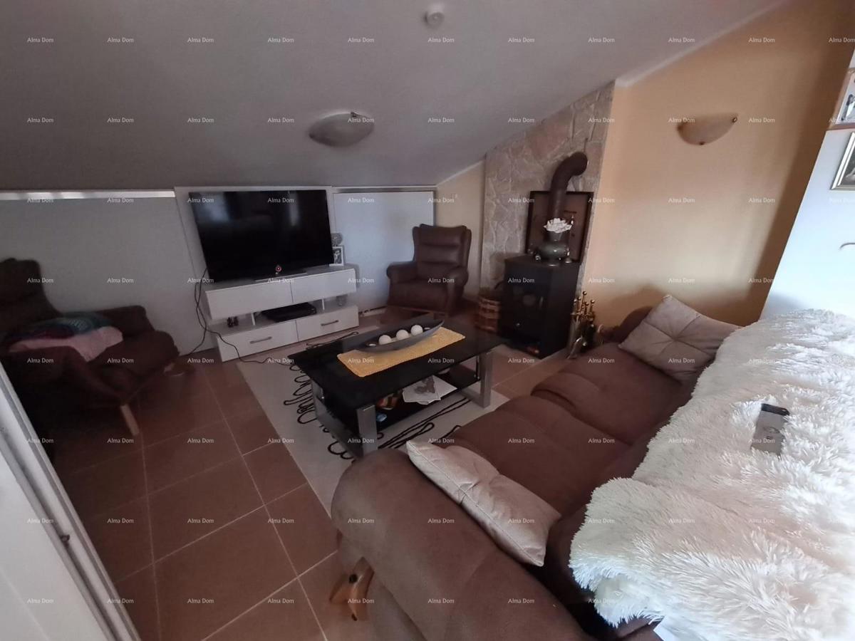 Ližnjan – Casa con appartamenti e piscina, 460 m².