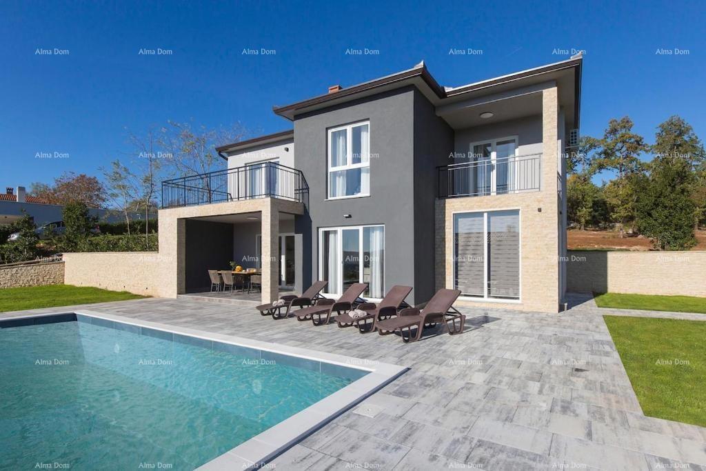 Bellissima villa indipendente con piscina a Raša, vicino al mare.