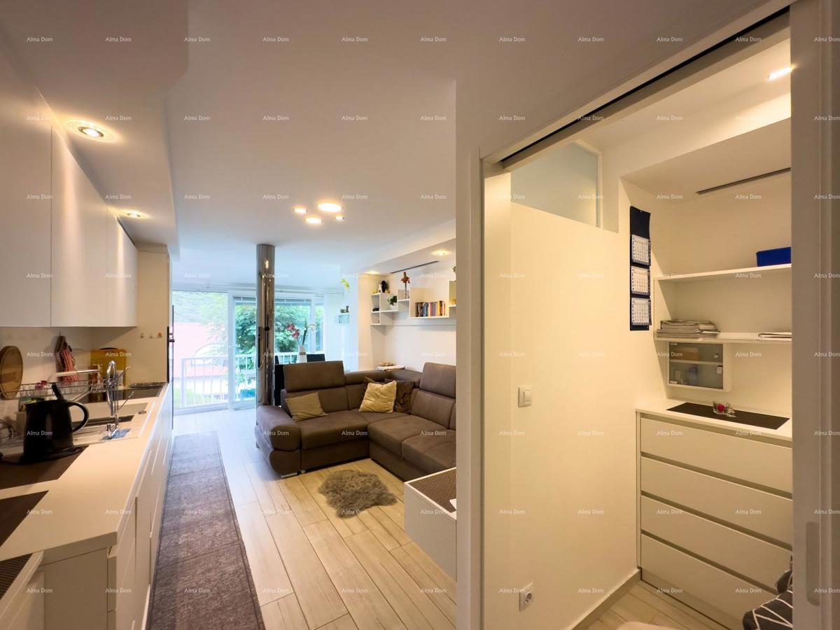 Vendiamo un appartamento ristrutturato a Duga Uvala!