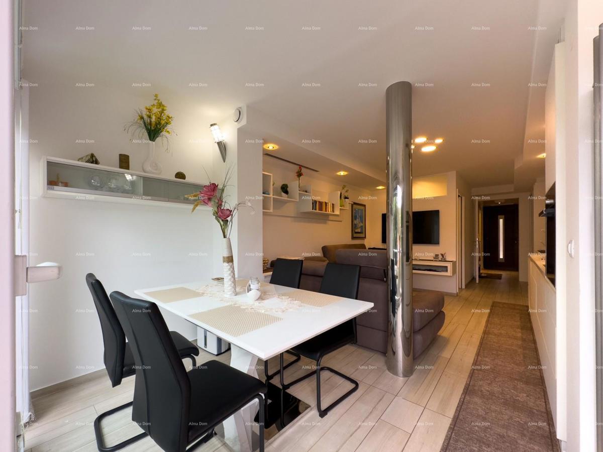 Vendiamo un appartamento ristrutturato a Duga Uvala!