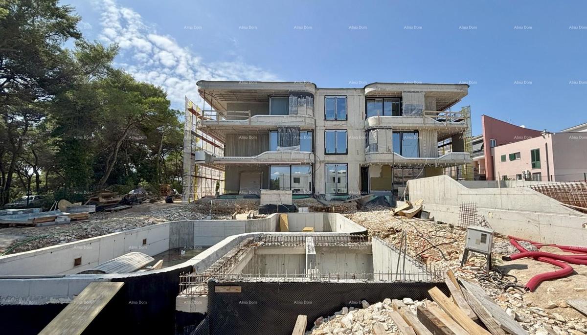 ROVIGNO - appartamento in vendita in un residence di lusso sul mare / S11