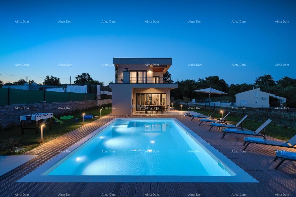 Villa di lusso di nuova costruzione con piscina riscaldata! Dintorni di Sanvincenti