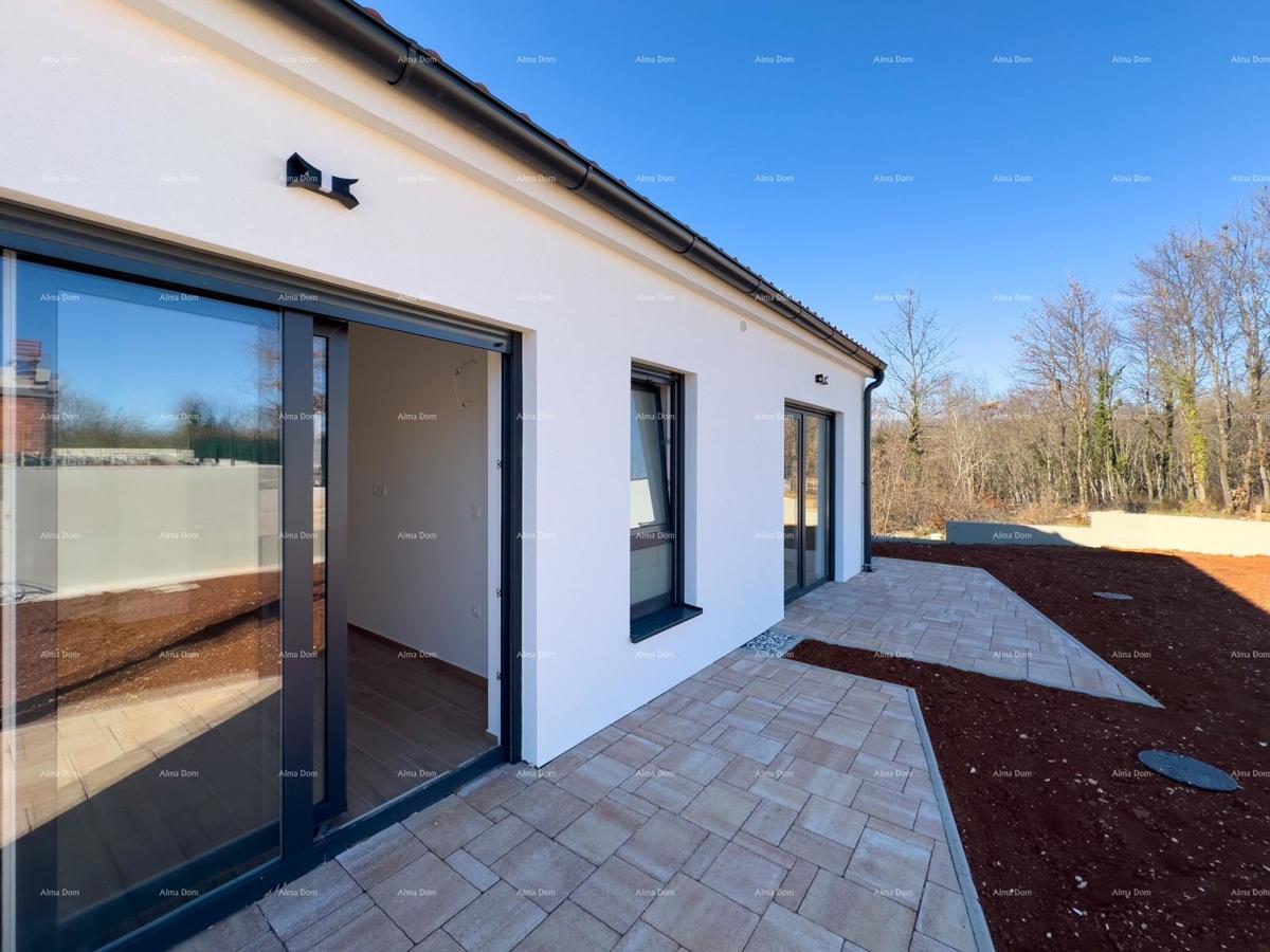 KOŽLJANI - Casa moderna con piscina. Vicino al bosco, a 15 minuti dal mare