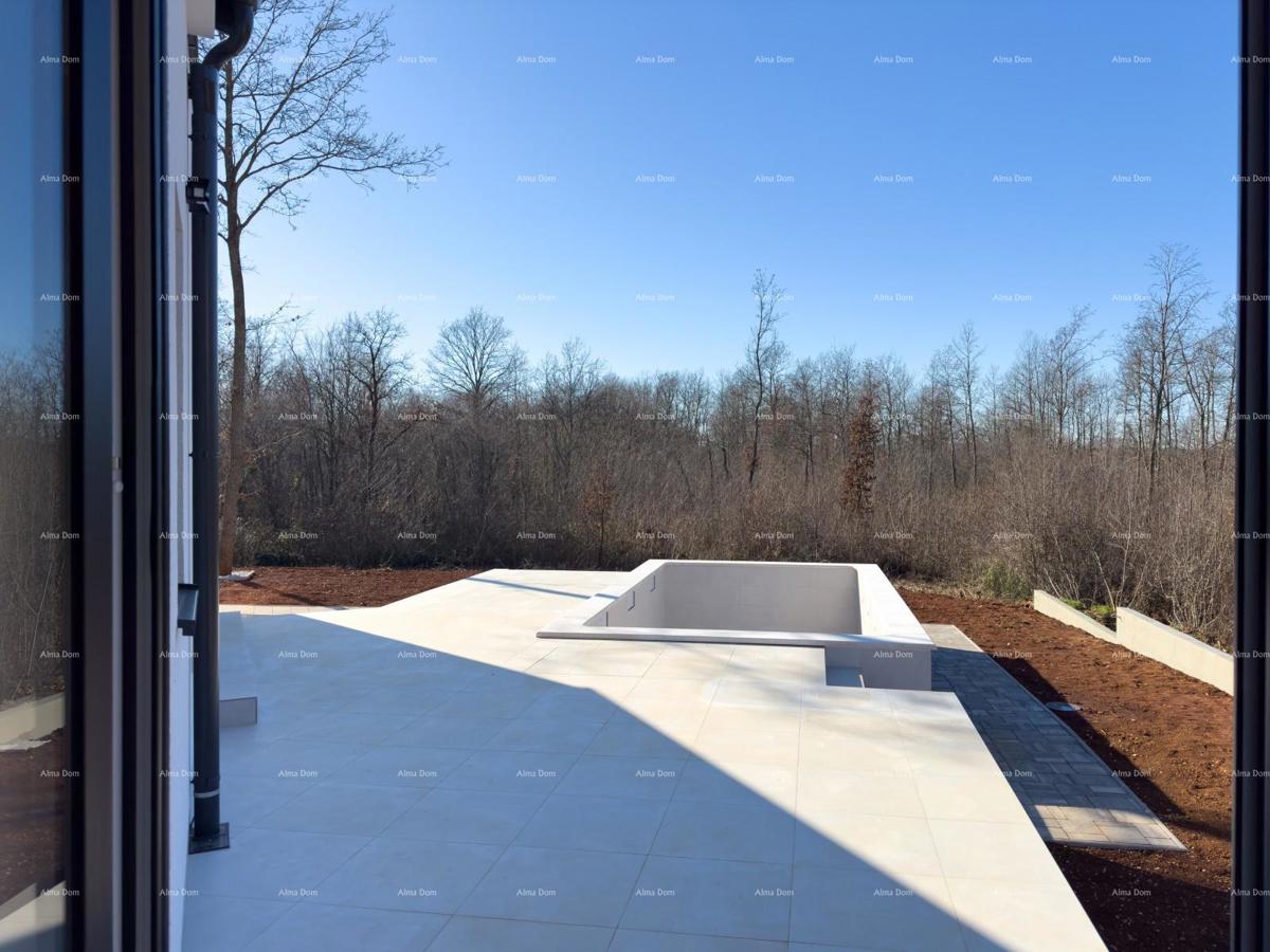 KOŽLJANI - Casa moderna con piscina. Vicino al bosco, a 15 minuti dal mare