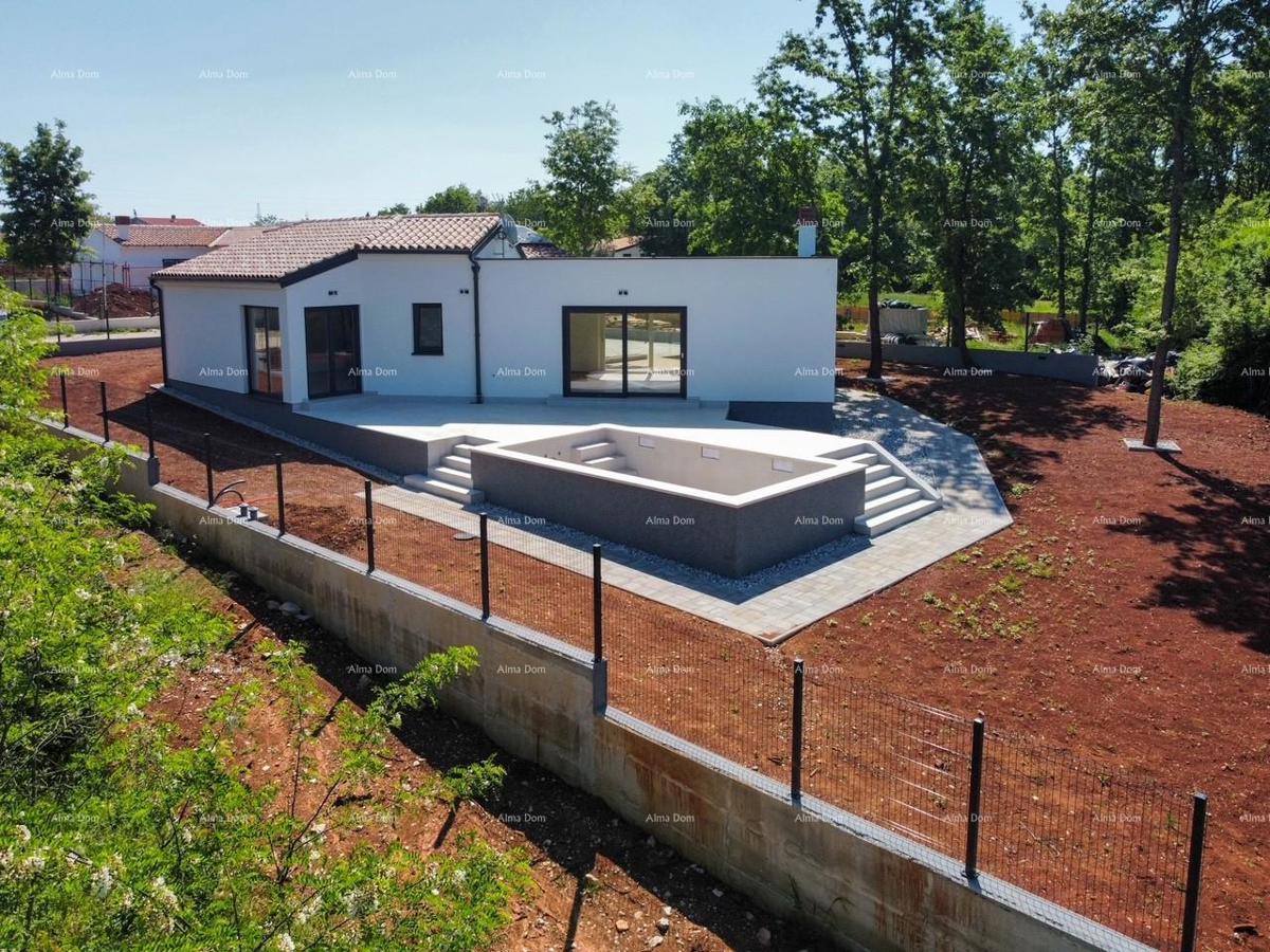 KOŽLJANI - Casa moderna con piscina. Vicino al bosco, a 15 minuti dal mare