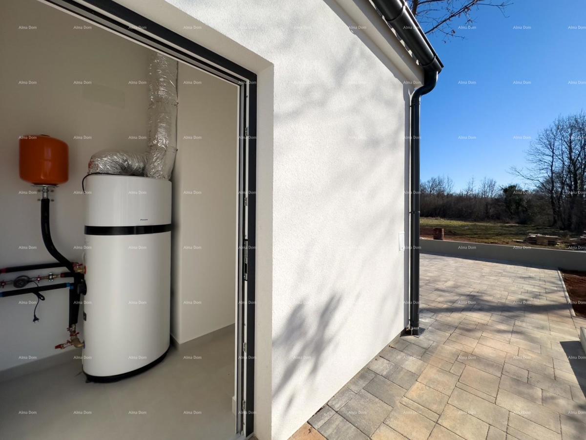 KOŽLJANI - Casa moderna con piscina. Vicino al bosco, a 15 minuti dal mare