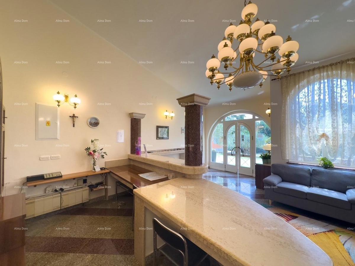 Investimento da sogno: affascinante hotel a Krnica, a 200 m dal mare