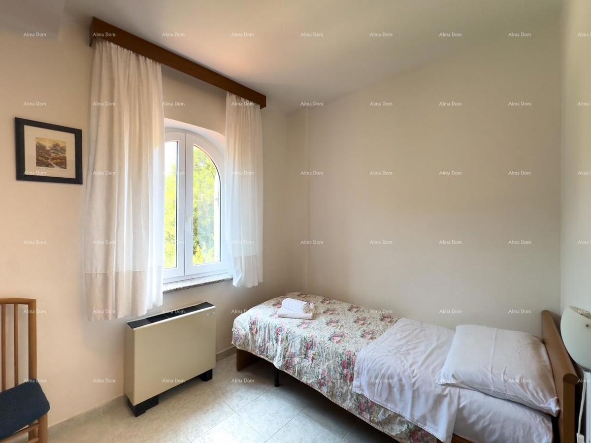 Investimento da sogno: affascinante hotel a Krnica, a 200 m dal mare