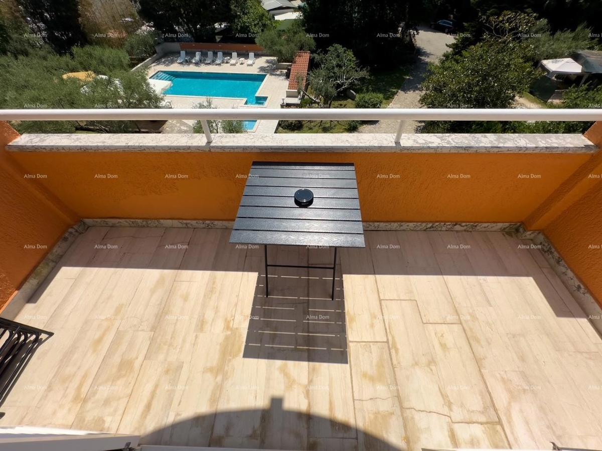 Investimento da sogno: affascinante hotel a Krnica, a 200 m dal mare