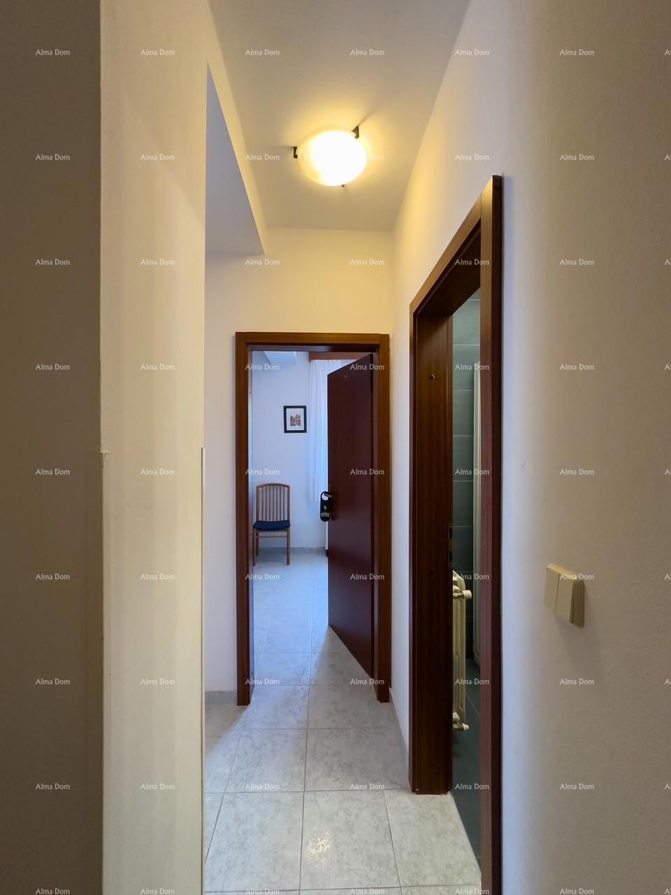 Investimento da sogno: affascinante hotel a Krnica, a 200 m dal mare