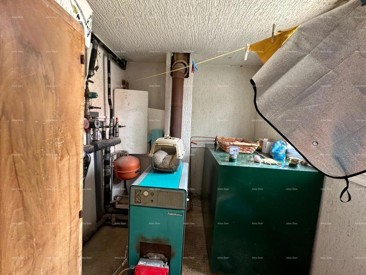 Vendiamo un appartamento in una posizione tranquilla.