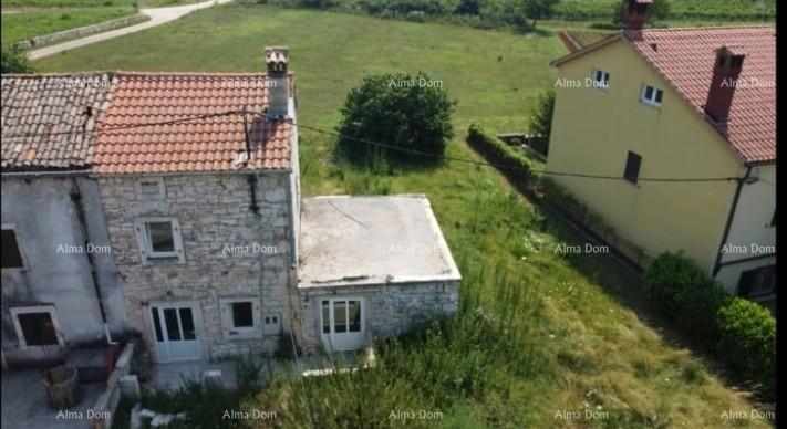 In vendita vecchia casa in pietra con terreno nel Barban, ideale per casa vacanze.