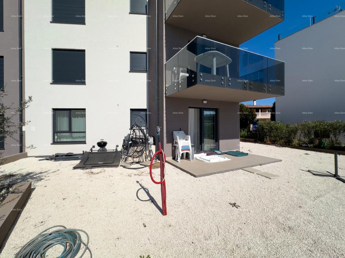 Stiamo vendendo un nuovo appartamento con un ampio giardino a Medolino!