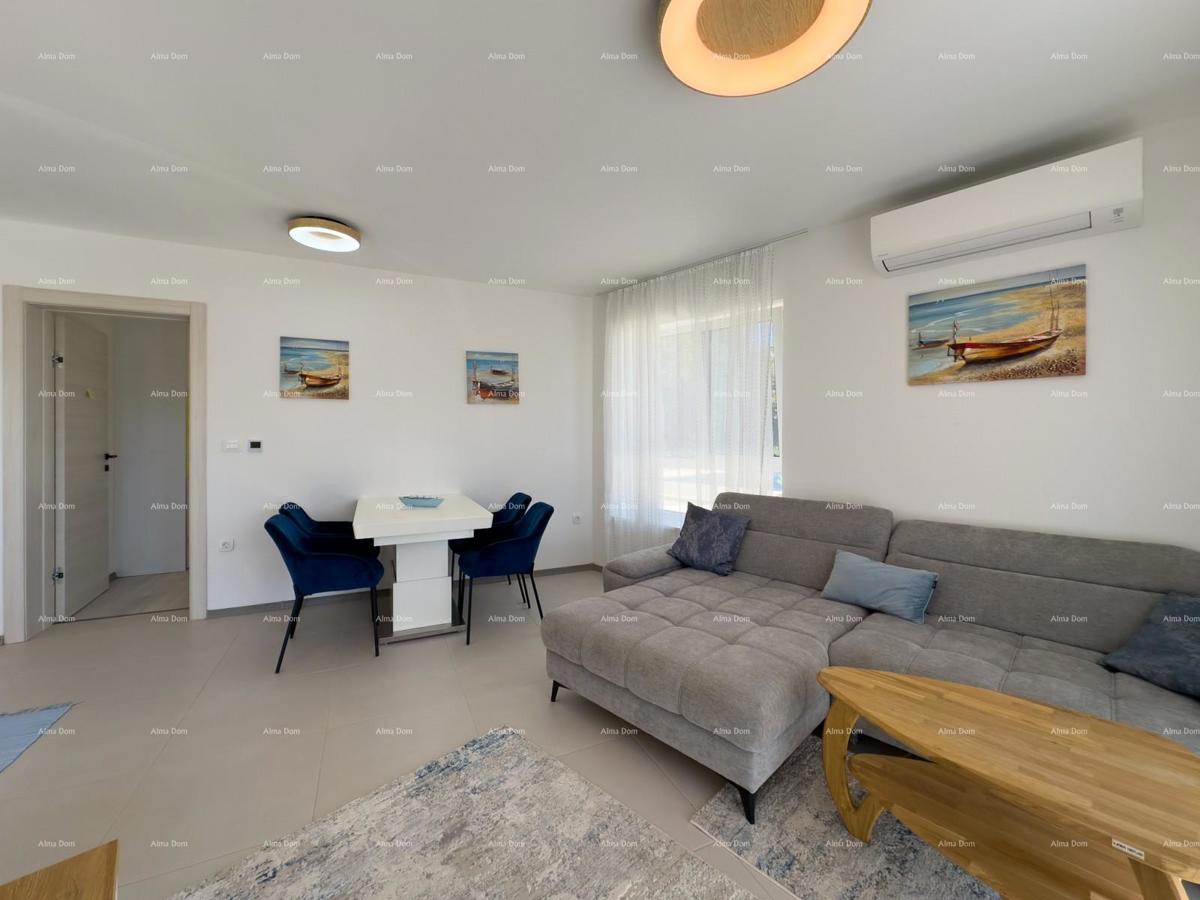 Stiamo vendendo un nuovo appartamento con un ampio giardino a Medolino!